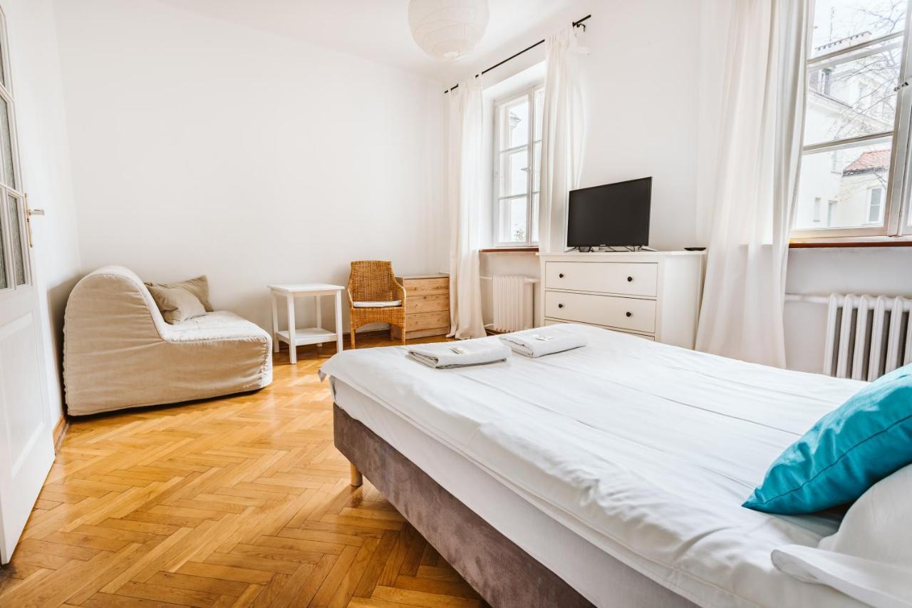 Golden Apartments- Old Town